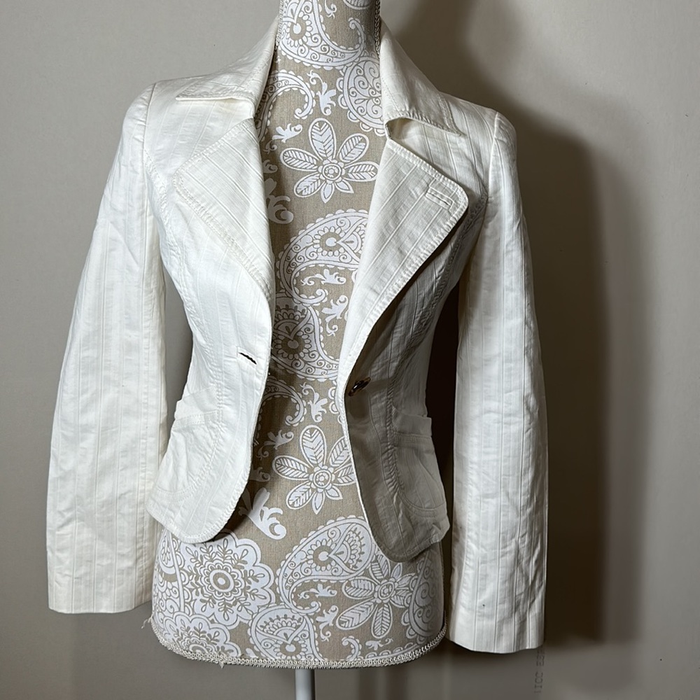 Bebe brand new White cream lightweight blazer jacket